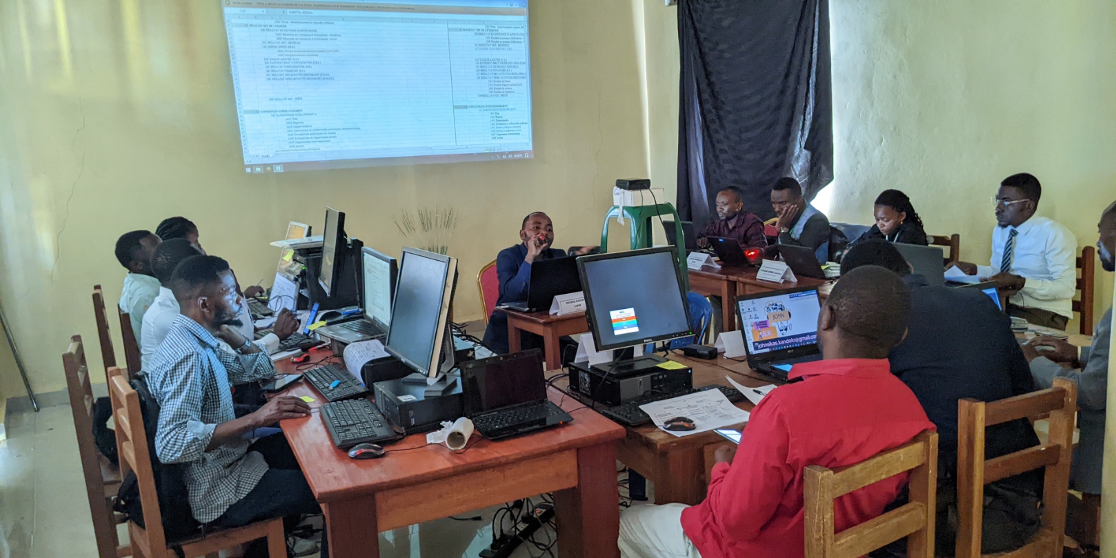 Opportunités de formation continue pour les enseignants et le personnel administratif de l'École de Paix